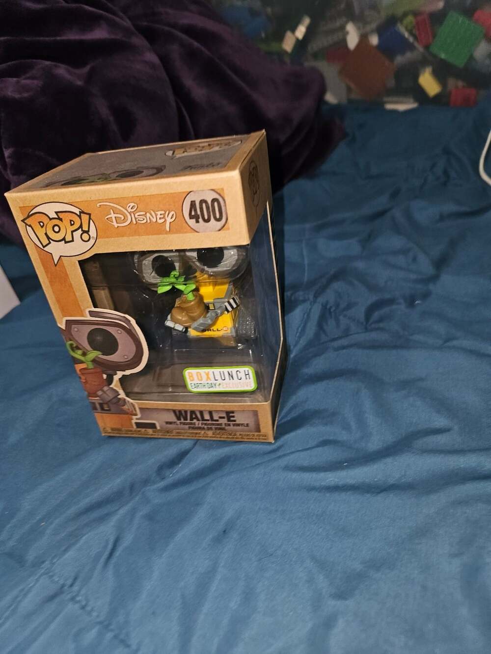 Funko Pop! Disney WALL-E BoxLunch Earth Day Exclusive Vinyl Figure #400